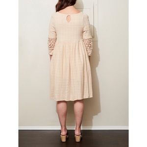 Mod Ref Dresses - Mod Ref beige lined dress size small Mod Ref Dresses - Mod Ref beige lined dress size small